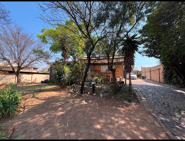 3 BEDROOM HOUSE FOR SALE IN ELSBURG